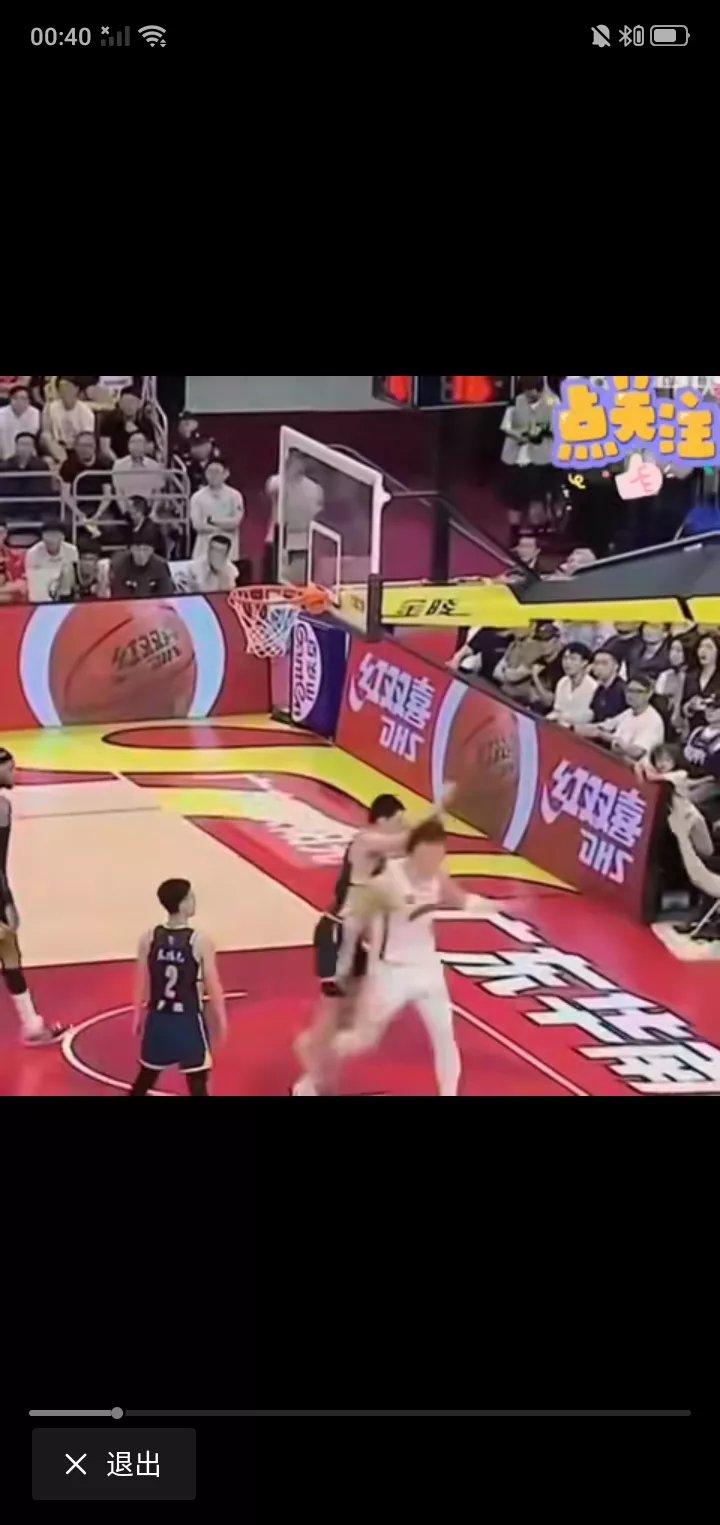 开云官方-篮球公开赛掀起高潮，滇池白虎队绝杀燕赵天狼队，老将里程碑之夜——高压逼抢成功的简单介绍