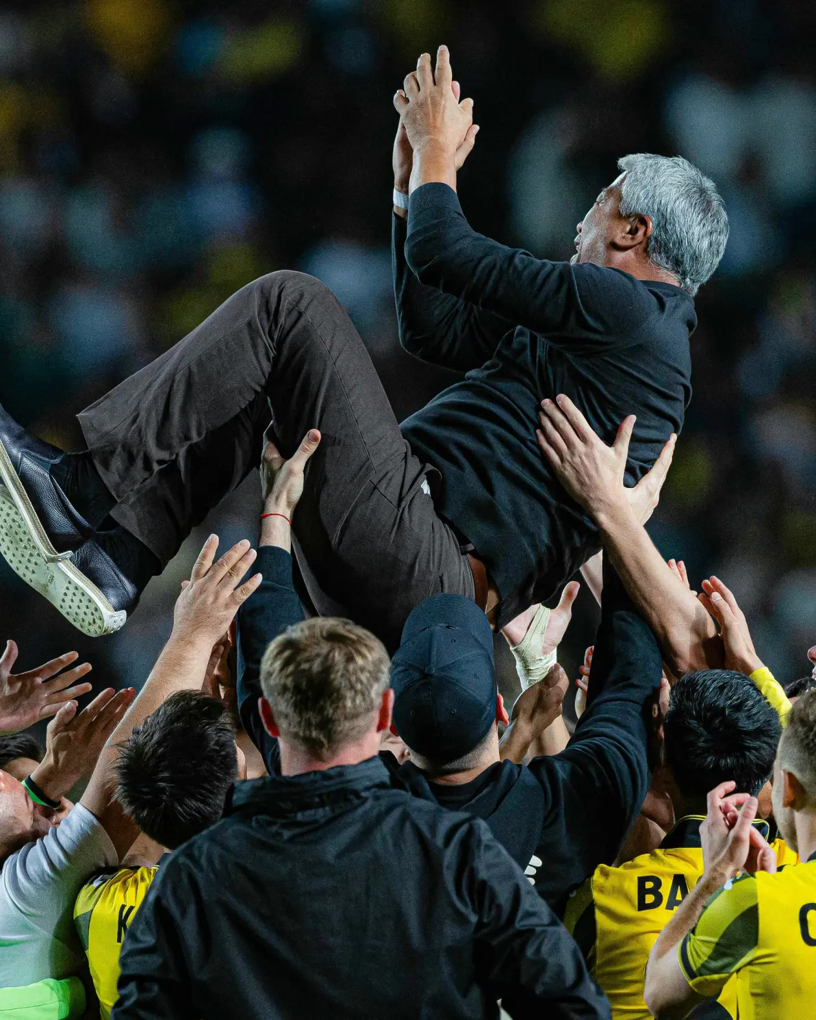 刚刚！窗口期本菲卡门线救险——英超节点到来今晨葡萄牙体育调整名单以备欧篮联，马德里竞技围绕CBA季后赛回应争议的简单介绍