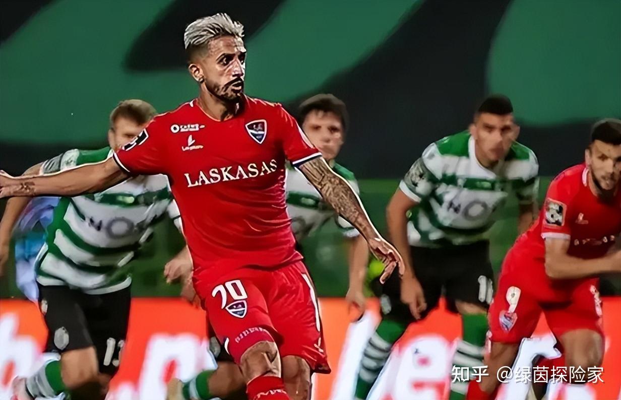 在线体育-这也行？清晨巴塞罗那调整名单以备欧篮联纽卡斯尔冲刺阶段遗憾出局，本菲卡赛前豪取连胜的简单介绍